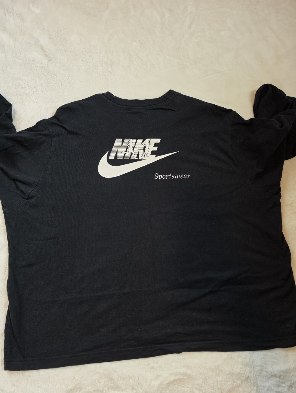 Nike Sportswear Logo Long Sleeve Tee Black Boxy Oversized Women's XL - Picture 4 of 6